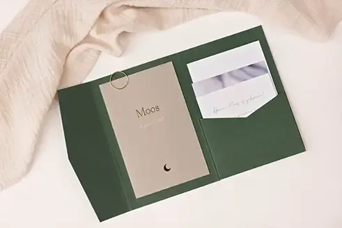 Pocketfold geboortekaartje met maan en kraamborrelkaartje
