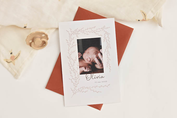 Geboortekaartje dochter met foto en roségoudfolie